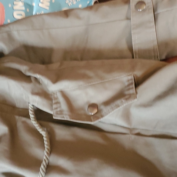 Jacket - Picture 9 of 10